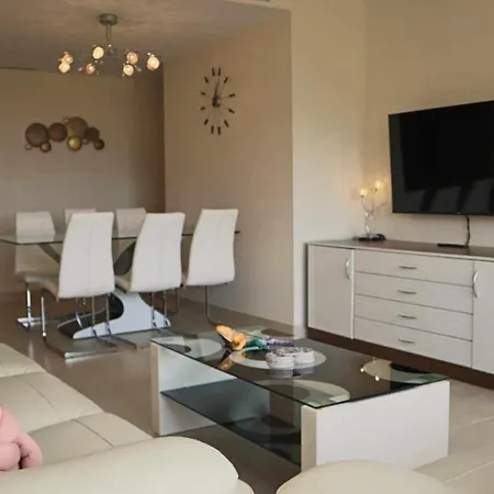 Resort, Samara By Houselogy Apartment Marbella